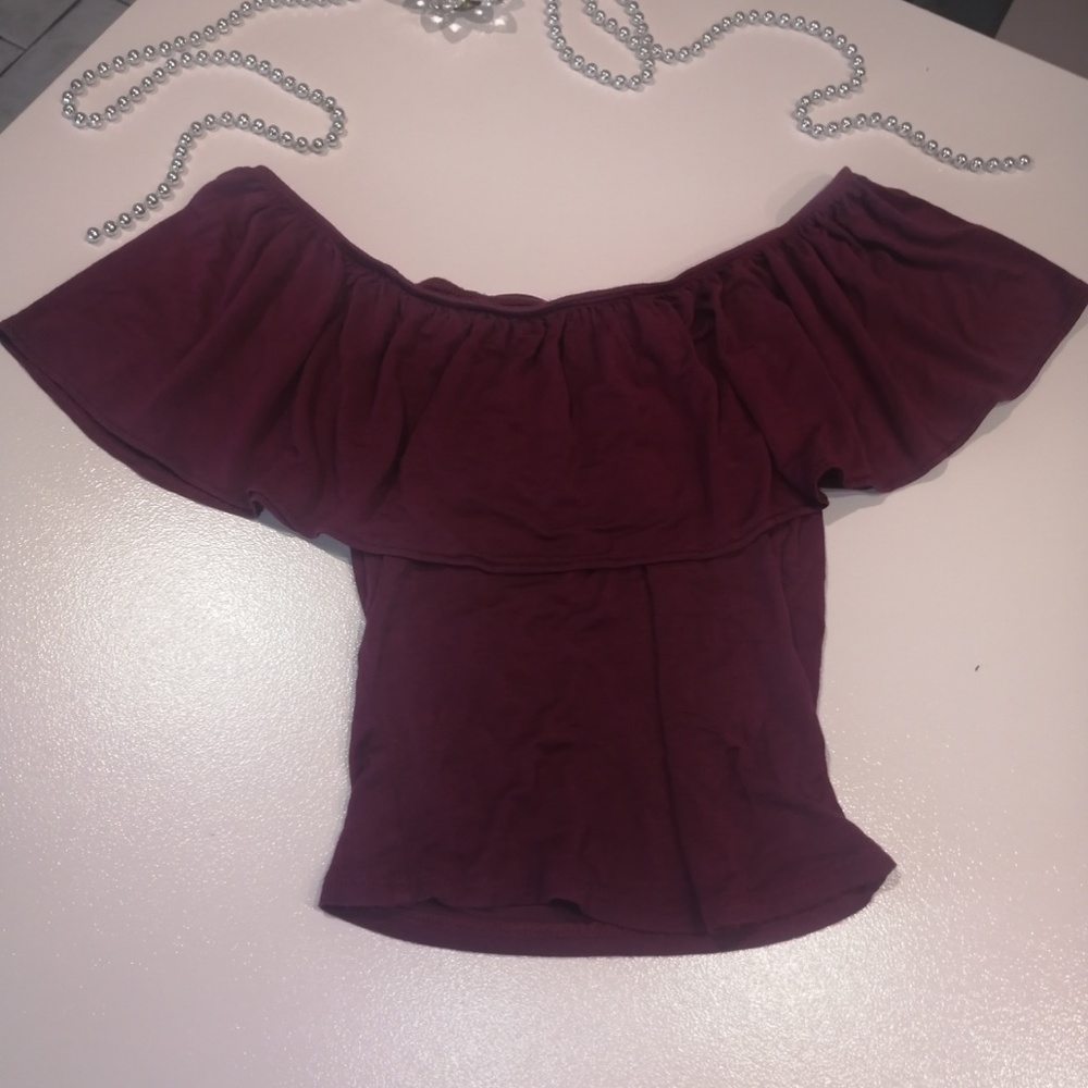 GARAGE Off Shoulder Ruffle Cropped Top NWOT - Picture 3 of 4